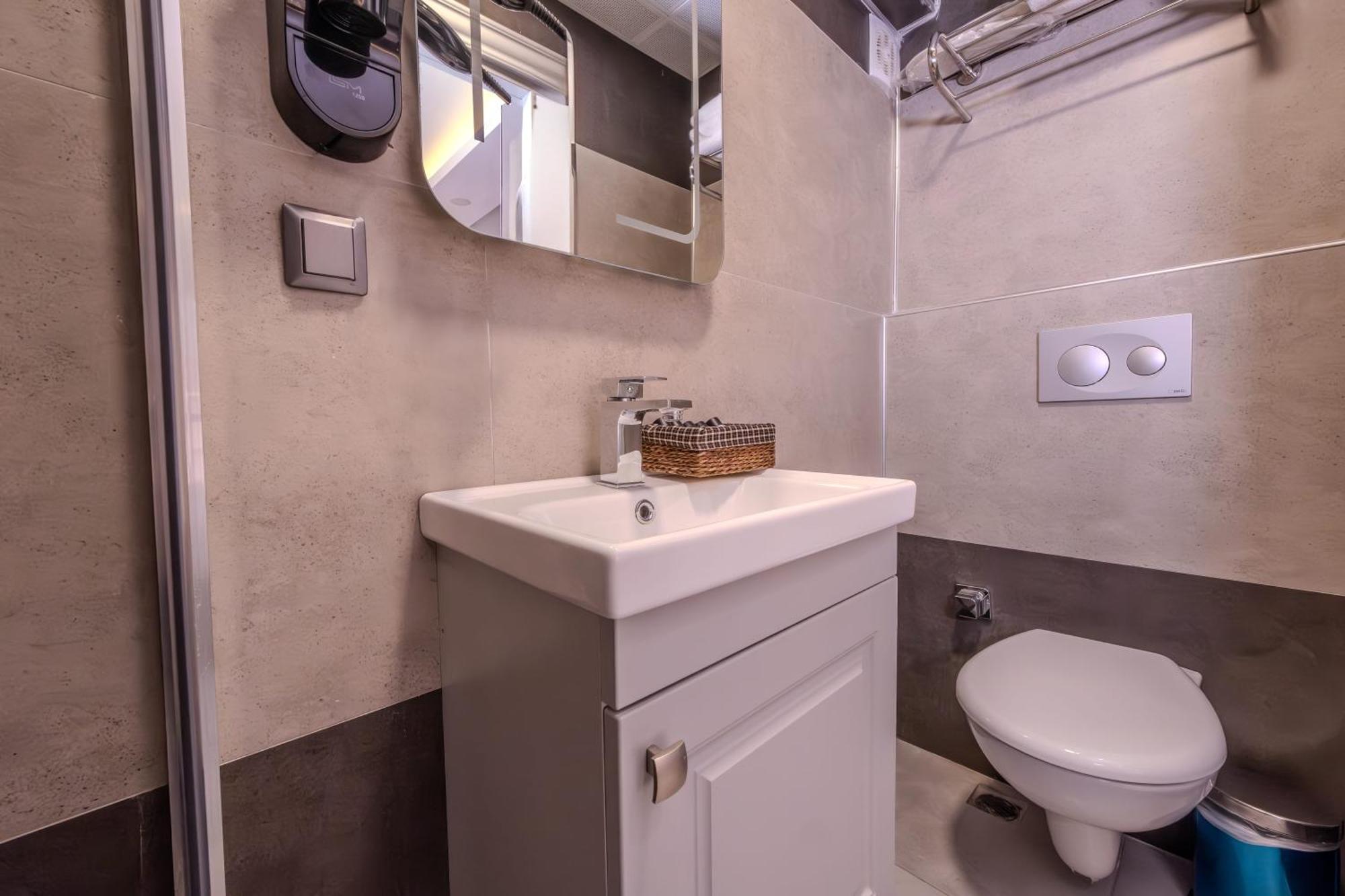 Classio Hotel Kadikoey Истанбул Екстериор снимка